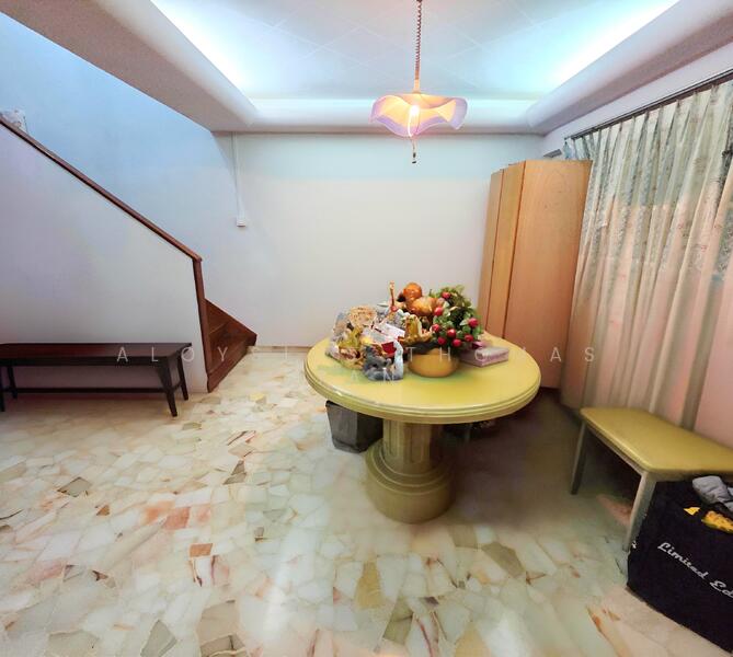 For Sale - 258 Yishun Street 22