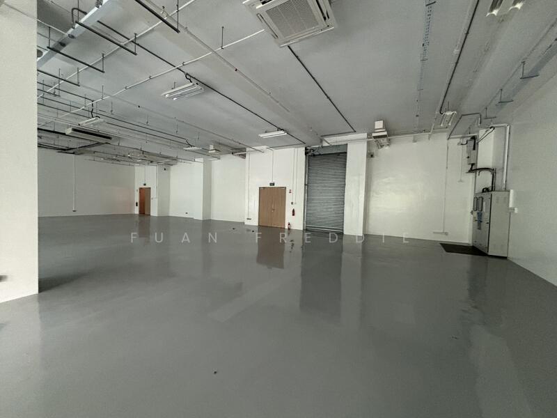 B1 Fully Fitted Ramp-up Unit for Rent @ Pasir Panjang, , 5,166 sqft, Light Industrial (B1) For Rent, by Fuan Freddie, 60190311 - CommercialGuru.com.sg