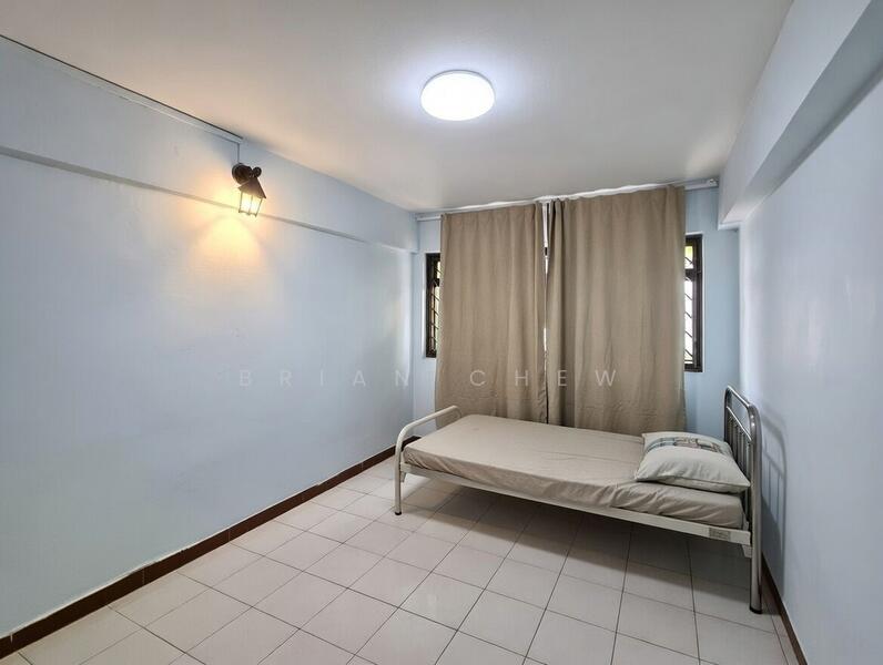 305 Jurong East Street 32 HDB Flat For Sale at S$ 610,000 | PropertyGuru Singapore