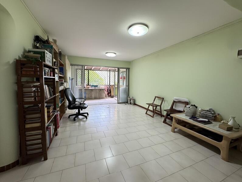 305 Jurong East Street 32 HDB Flat For Sale at S$ 610,000 | PropertyGuru Singapore