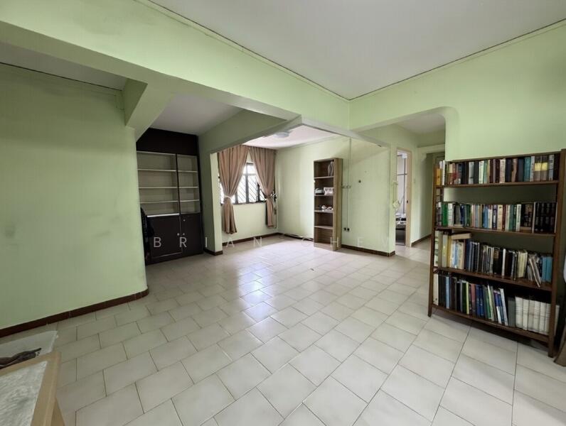 305 Jurong East Street 32 HDB Flat For Sale at S$ 610,000 | PropertyGuru Singapore
