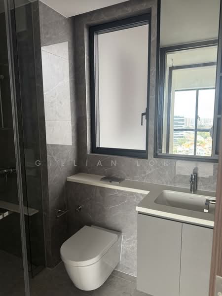 Bartley Vue, 8 Jalan Bunga Rampai, 3 Bedrooms, 1,044 sqft, Condominium For Sale, by Gillian Loke, 60190357 - Bathroom - PropertyGuru.com.sg