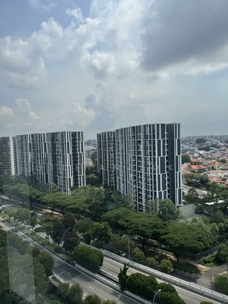 Bartley Vue, 8 Jalan Bunga Rampai, 3 Bedrooms, 1,044 sqft, Condominium For Sale, by Gillian Loke, 60190357 - Exterior - PropertyGuru.com.sg