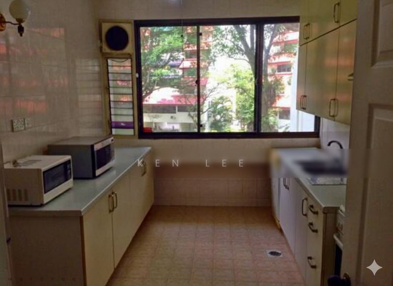 For Rent - ✅⭐️ Fall in Love | Tranquil 4 Bedder Maisonette | Lush Greenery | Shuttle to MRT n Mkt