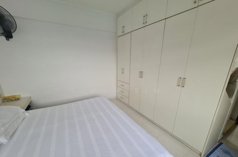 279 Toh Guan Road, 279 Toh Guan Road, Boon Lay / Jurong / Tuas, 3 Bedrooms, 1,302 sqft, HDB Flat For Sale, by Simon Sim, 60190762 - Bedroom - PropertyGuru.com.sg
