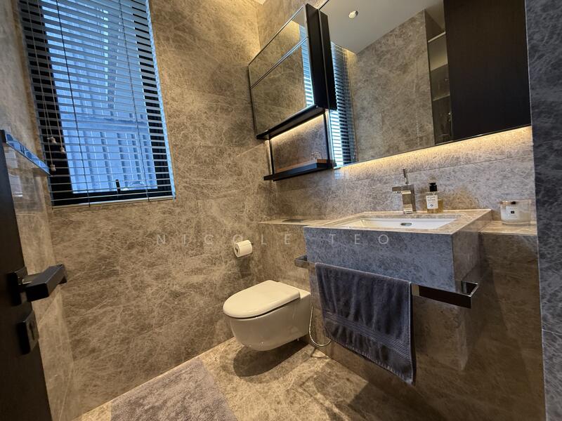 For Sale - Martin Modern