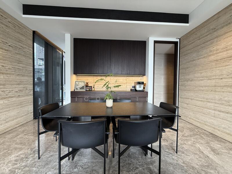 For Sale - Martin Modern