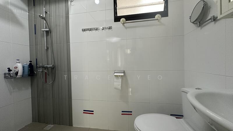 For Sale - 293C Compassvale Crescent