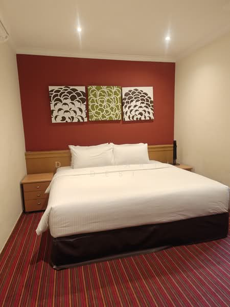 7 ADJOINING SHOPHS 4 STOREY W/HOTEL/F&B LICENSE, , 31,296 sqft, Shop / Shophouse For Sale, by Desmiarti Desi, 60191012 - Bedroom - CommercialGuru.com.sg