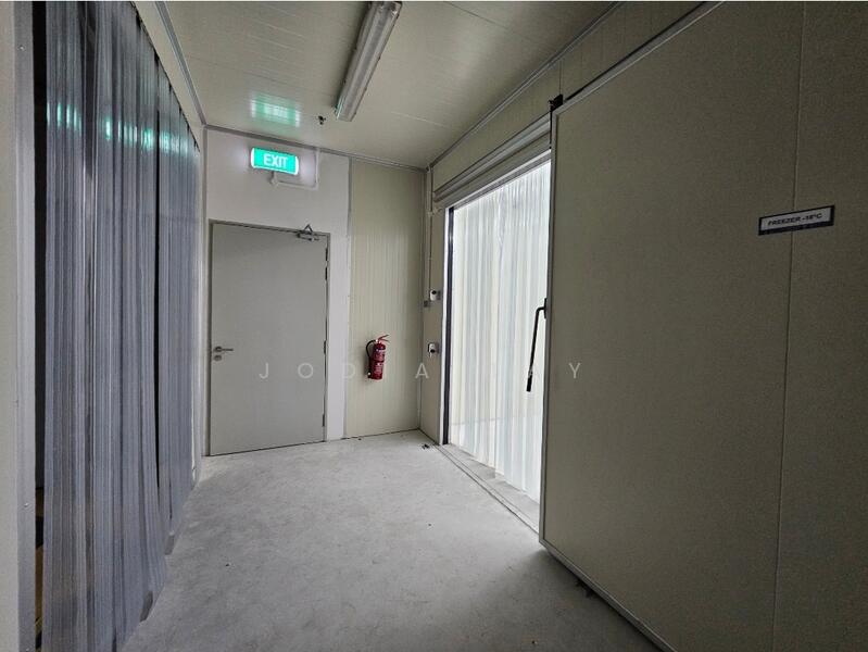CT Foodchain, 200 Pandan Loop, 3,520 sqft, Factory / Workshop (B2) For Sale, by Jodia Tay, 60191022 - Corridor - CommercialGuru.com.sg