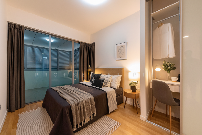 For Sale - Skies Miltonia