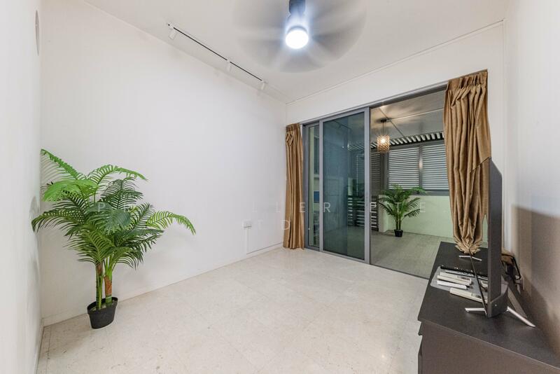 For Sale - Skies Miltonia