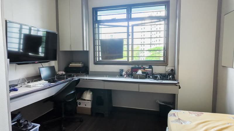 136 Rivervale Street, 136 Rivervale Street, 4 Bedrooms, 1,506 sqft, HDB Flat For Sale, by Liah Hanifah, 60191209 - Study - PropertyGuru.com.sg