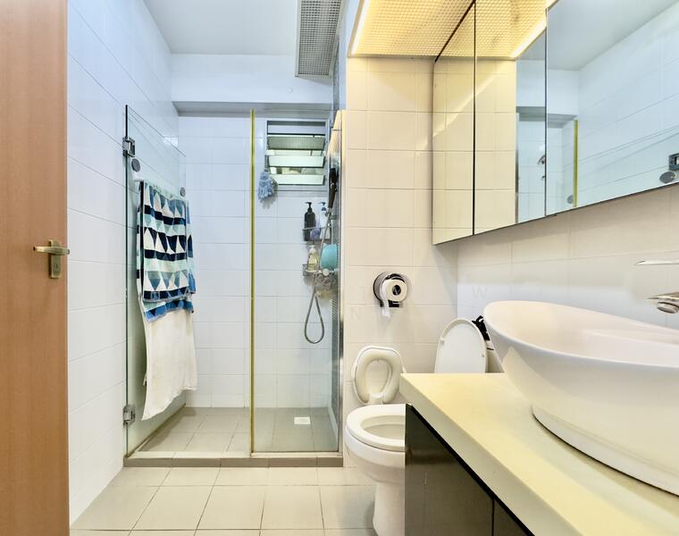 For Sale - 890B Woodlands Drive 50