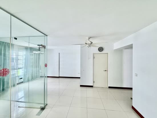 For Sale - 890B Woodlands Drive 50