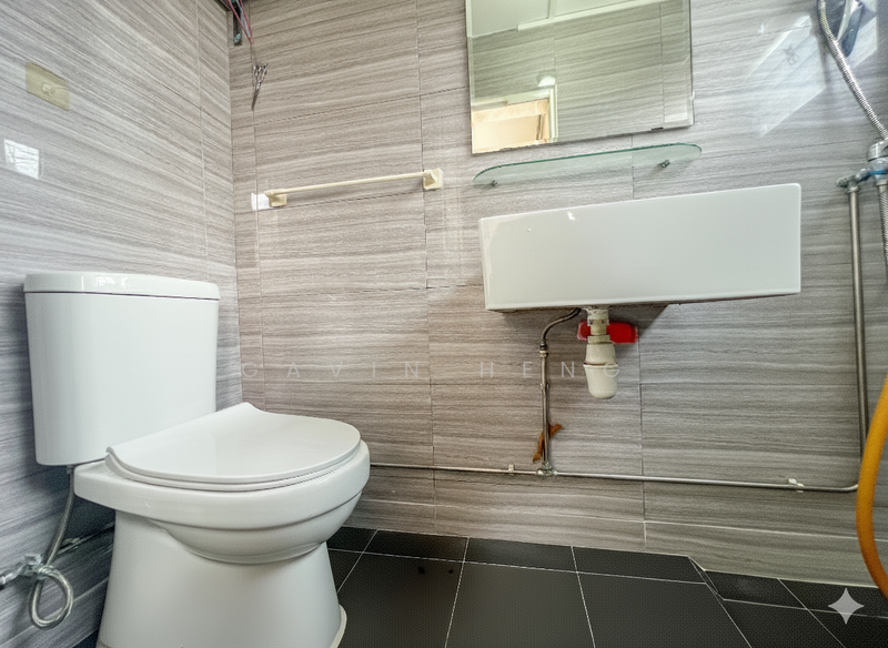 Master Bedroom toilet