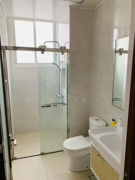 Moonstone Residences, 25 Moonstone Lane, Room Rental, 300 sqft, Corner Terrace For Rent, by Michelle Li, 60191341 - Bathroom - PropertyGuru.com.sg