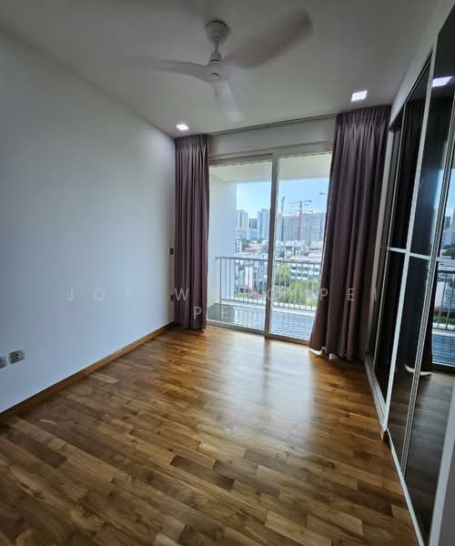 The Merlot, 101 Keng Lee Road, 3 Bedrooms, 1,098 sqft, Apartment For Sale, by Joy Wang Pei Pei, 60191536 - Bedroom - PropertyGuru.com.sg