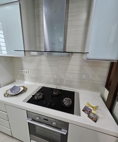 The Merlot, 101 Keng Lee Road, 3 Bedrooms, 1,098 sqft, Apartment For Sale, by Joy Wang Pei Pei, 60191536 - Kitchen - PropertyGuru.com.sg