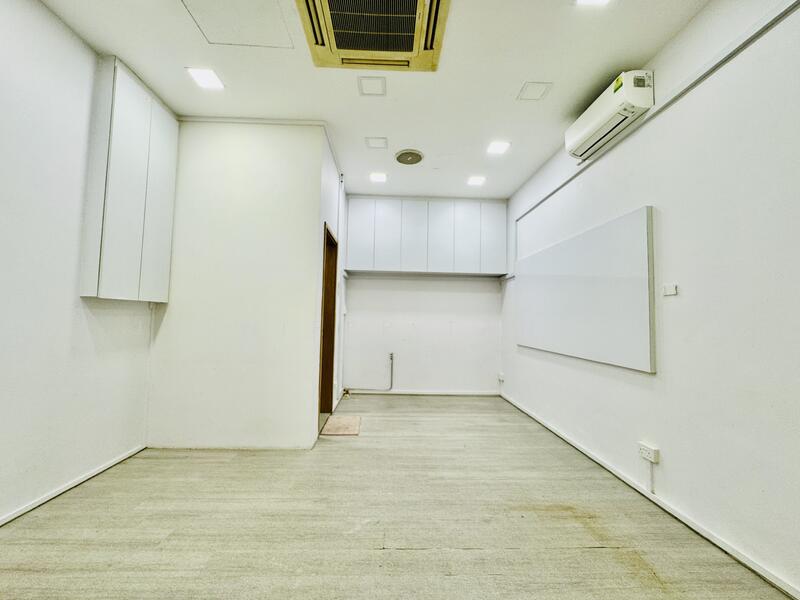 ⭐️❤️ All Trades!!! Tuition, Facial, Therapy... Many Parking lots, Near MRT, immediate!!!, ONE-NORTH GATEWAY, 441 sqft, Shop / Shophouse For Rent, by Jennifer Tan WL 陈慧莲, 60191562 - CommercialGuru.com.sg