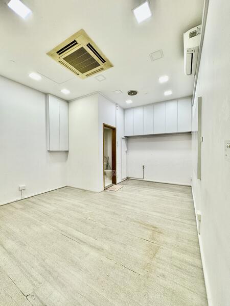 ⭐️❤️ All Trades!!! Tuition, Facial, Therapy... Many Parking lots, Near MRT, immediate!!!, ONE-NORTH GATEWAY, 441 sqft, Shop / Shophouse For Rent, by Jennifer Tan WL 陈慧莲, 60191562 - CommercialGuru.com.sg