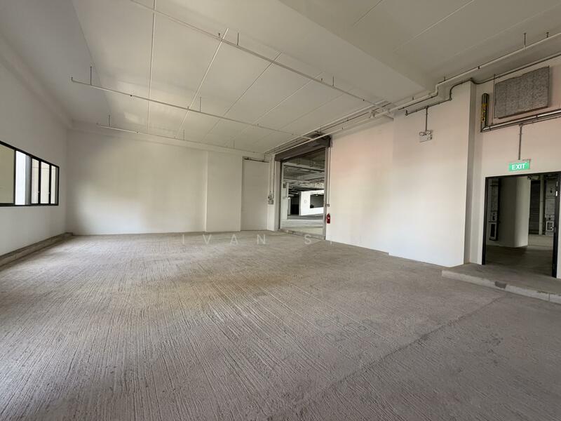 Food Vision @ Mandai, 21 Mandai Estate, 3,498 sqft, Factory / Workshop (B2) For Rent, by Ivan Sim, 60191807 - Car Park - CommercialGuru.com.sg