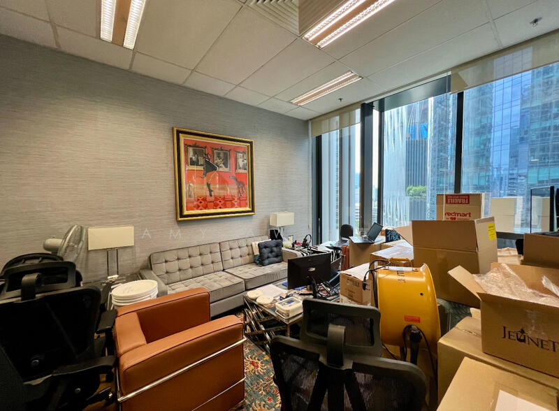 RAFFLES PLACE | Fitted Office | Very Near to MRT Station |, Raffles Place MRT, 1,130 sqft, Office For Rent, by Amy Aw 胡嘉薇, 60191813 - CommercialGuru.com.sg