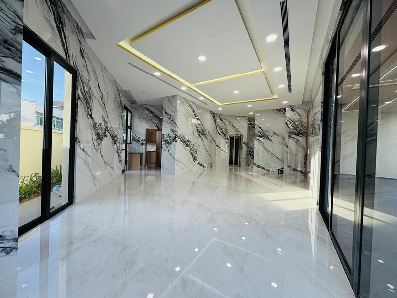 For Sale - Brand New &freehold Semi-D Lift & Pool, wide frontage to park 3 to 4 cars