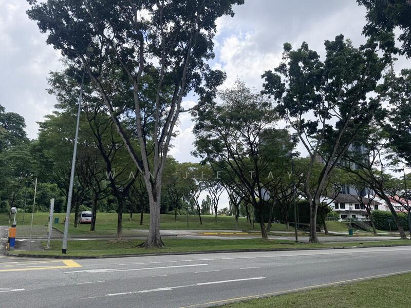 For Sale - Jalan Tari Piring