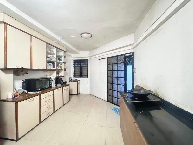 For Sale - Jalan Tari Piring