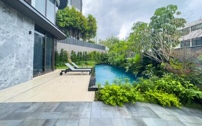 For Sale - Brand Detached / Bungalow in D10! 1-2KM to SCGS & ACS