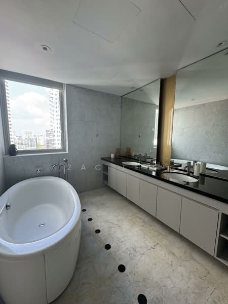 Draycott Eight Condominium For Sale at S$ 6,320,520 | PropertyGuru Singapore - Bathroom