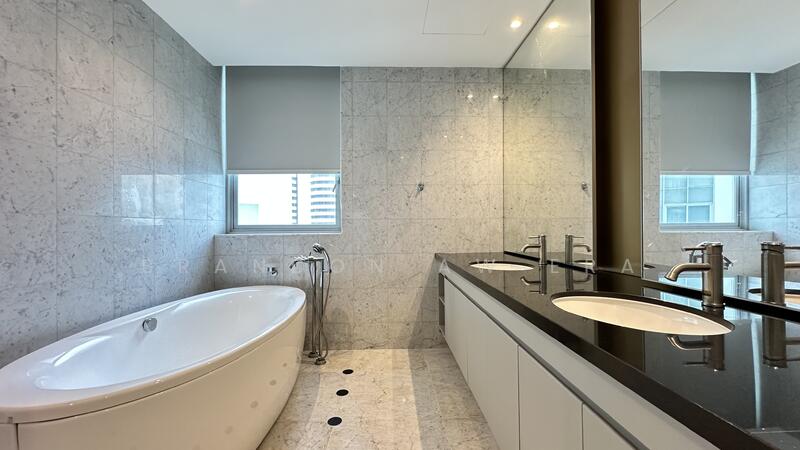 For Sale - Draycott Eight