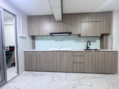 For Rent - 43 Holland Drive