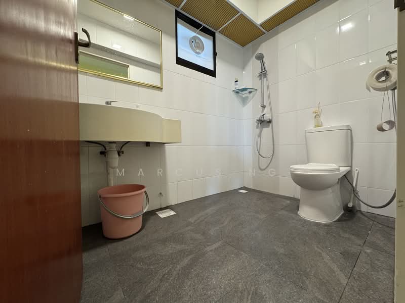 121B Punggol Edge, 121B Edgedale Plains, Room Rental, 100 sqft, HDB Flat For Rent, by Marcus Ng, 60192249 - Bathroom - PropertyGuru.com.sg