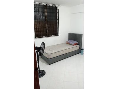 For Rent - 98 Commonwealth Crescent