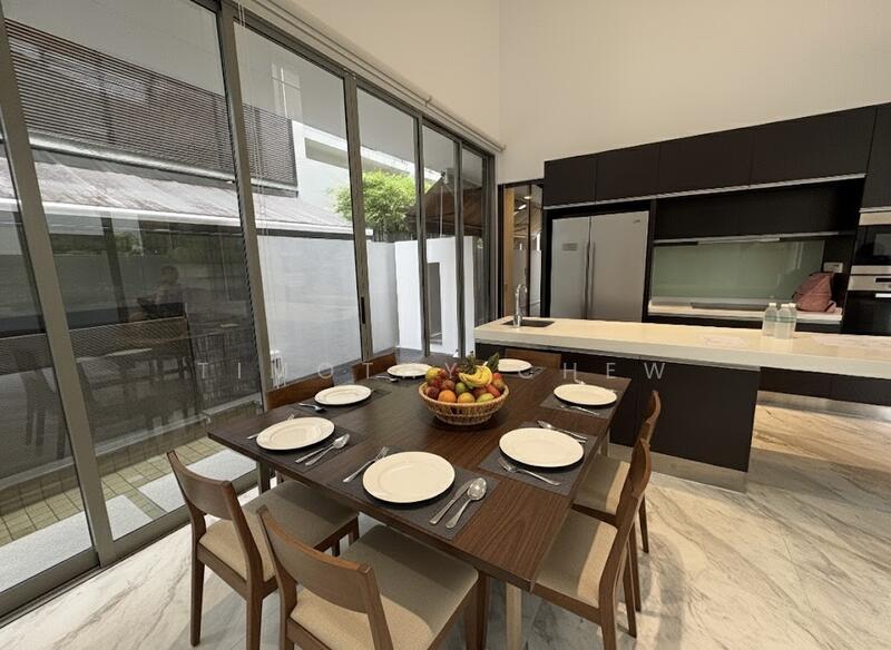 Dining Area (AI-staged furniture)