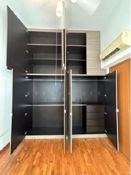 FOR SALE, resort-style cluster house in Sunrise Terrace