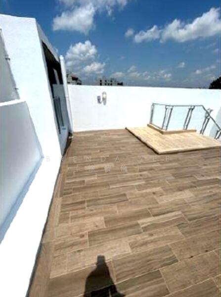 FOR SALE, resort-style cluster house in Sunrise Terrace