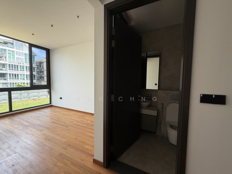 ⭐️⭐️LANDED7772@ 5BR Terrace Brand New with Lift | Near Kovan and NEX Terraced House For Sale at S$ 5,980,000 | PropertyGuru Singapore
