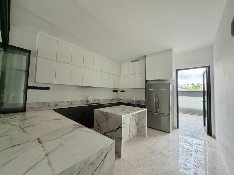 ⭐️⭐️LANDED7772@ 5BR Terrace Brand New with Lift | Near Kovan and NEX Terraced House For Sale at S$ 5,980,000 | PropertyGuru Singapore