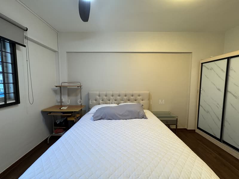 332 Hougang Avenue 5, 332 Hougang Avenue 5, Room Rental, 160 sqft, HDB Flat For Rent, by Jolene Lim, 60192634 - Bedroom - PropertyGuru.com.sg