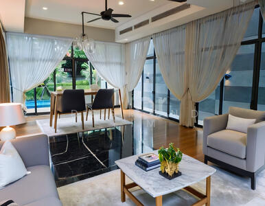 For Sale - THOMSON GRAND