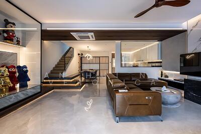 For Sale - Beautiful Renovated Terrace in How Sun Avenue