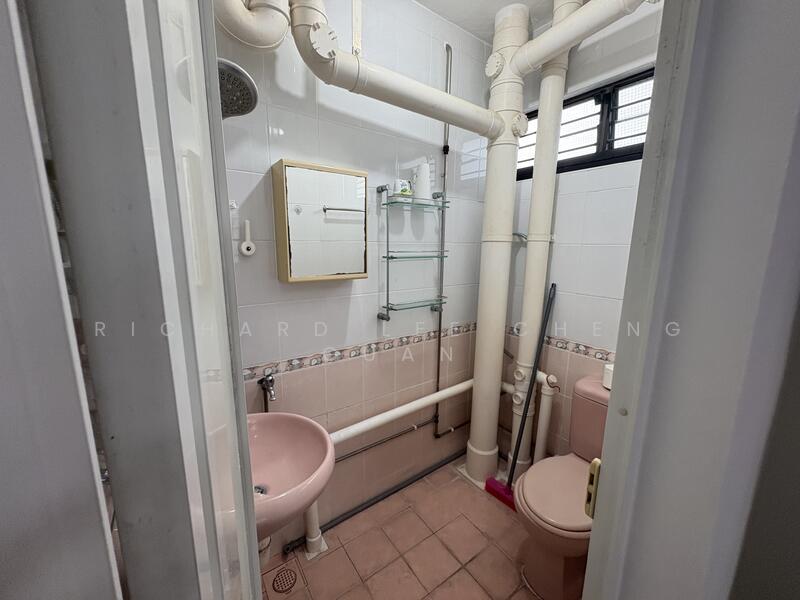 For Sale - 221 Boon Lay Place