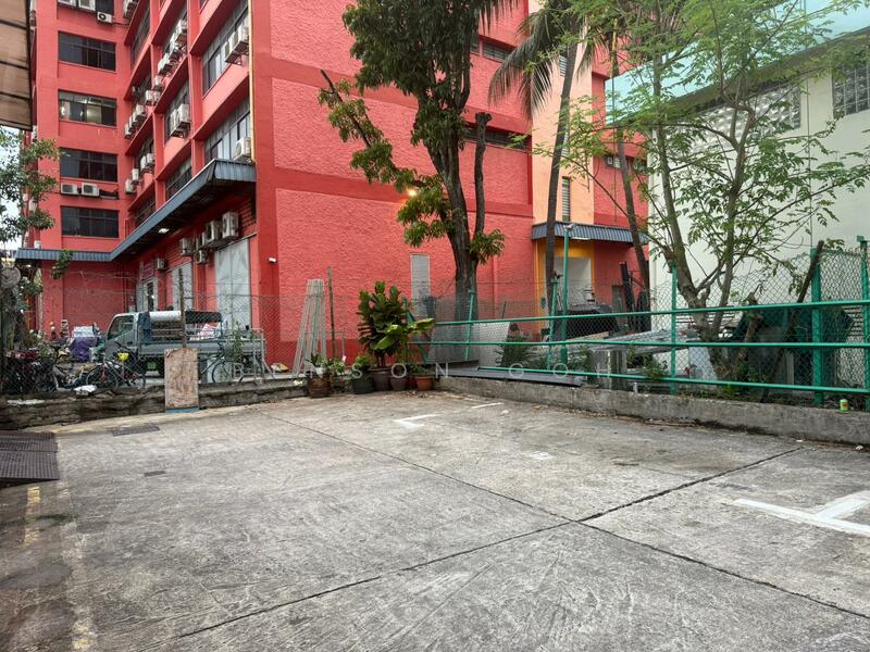 Sims Avenue, Excellent visibility, 3 side-by-side units, Sims Avenue, 2,357 sqft, Shop / Shophouse For Rent, by Benson Goh, 60193115 - CommercialGuru.com.sg