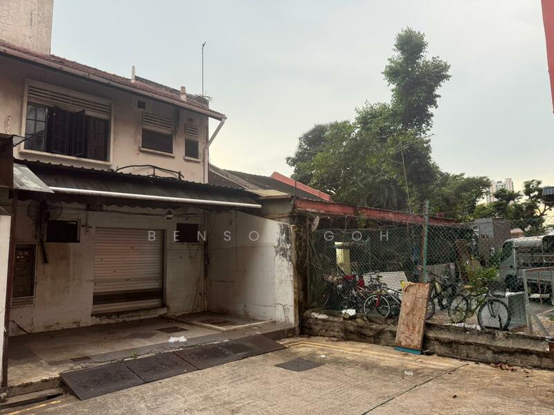 Sims Avenue, Excellent visibility, 3 side-by-side units, Sims Avenue, 2,357 sqft, Shop / Shophouse For Rent, by Benson Goh, 60193115 - CommercialGuru.com.sg