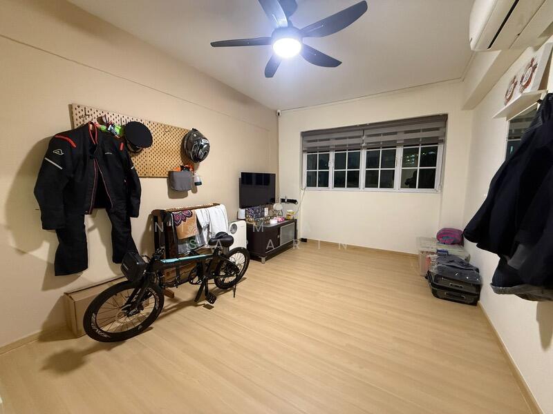 For Sale - 260 Jurong East Street 24