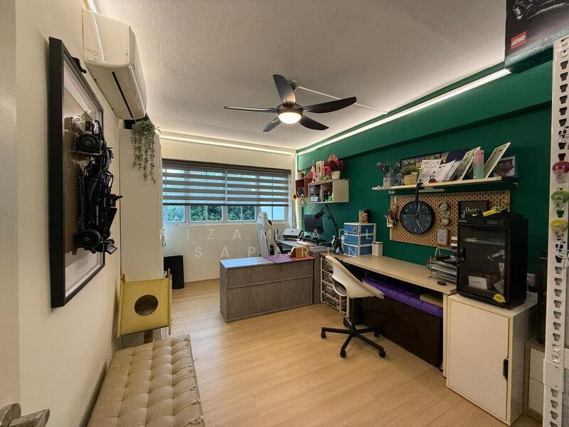 For Sale - 260 Jurong East Street 24