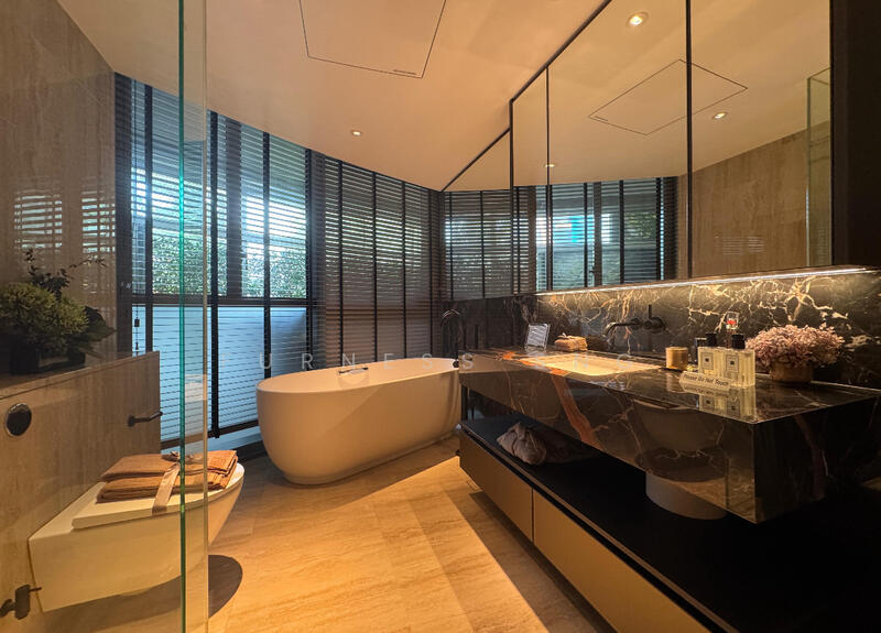 Newport Residences Condominium For Sale at S$ 6,226,000 | PropertyGuru Singapore - Bathroom